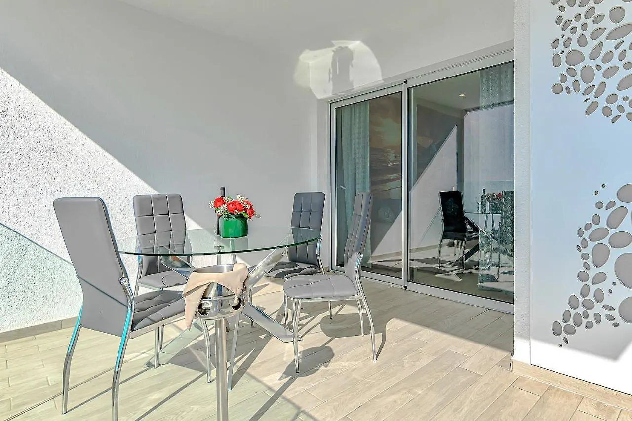 Ocean Garden Apartment With Seaview. Costa Adeje  0*, Costa Adeje (Tenerife)